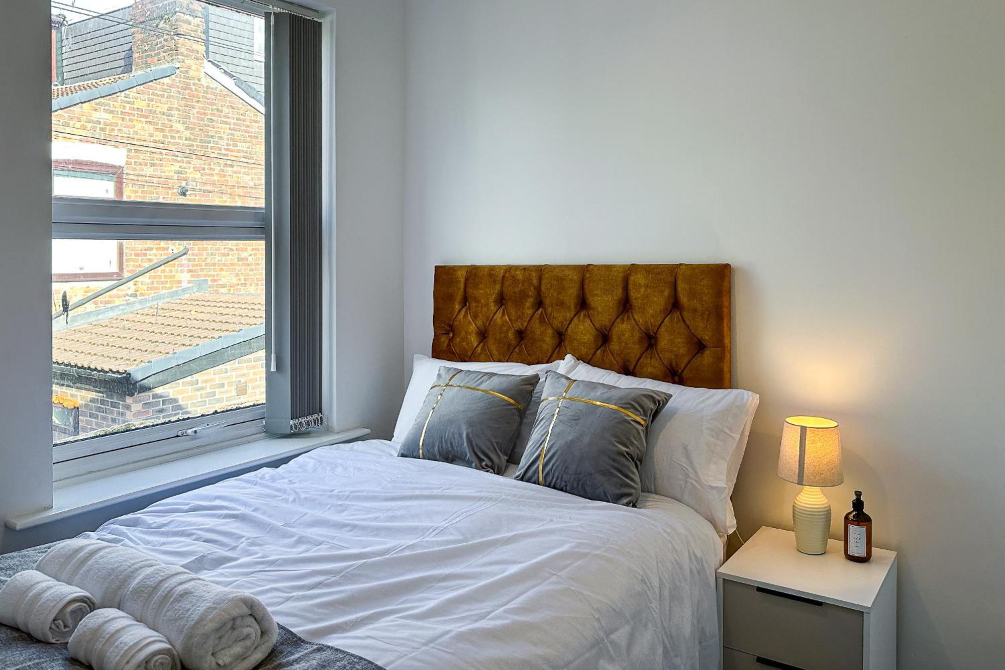Ashfield Co-Living - Private Room Self-Cater แมนเชสเตอร์ ภายนอก รูปภาพ